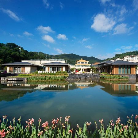 Shenzhen Silver Lake Conference Center Hotel Exterior photo